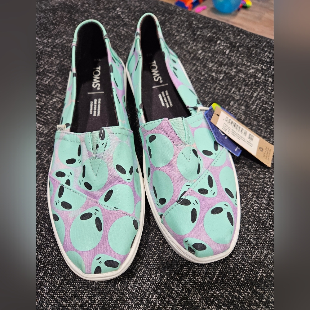 Glow in the Dark Tom's Women Alpargata Cupsole Alien Shoes